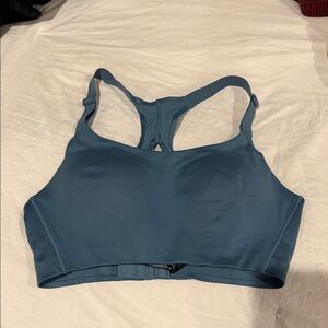 Victoria Sport Sports Bra